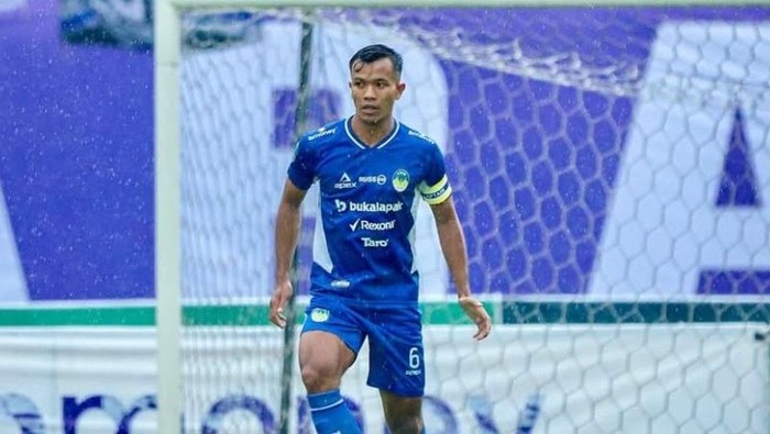 Bek PSIM Jogja, Sunni Hizbullah.