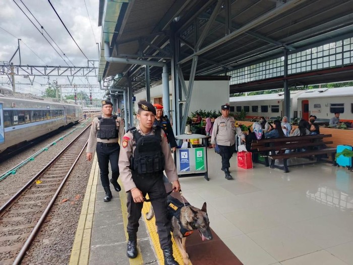 Tim Satgas Preventif dari Korps Sabhara