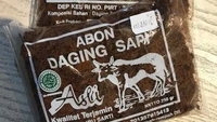 Abon Daging Sapi Ibu Sarti bisa dijadikan oleh-oleh sekaligus lauk praktis saat mudik. Foto: Site Culinary/Visual