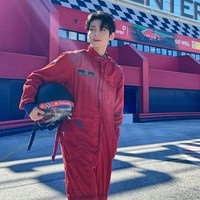 Namun visualnya yang disebut bak AI adalah yang paling banyak dikomentari netizen. “Dia terlihat sempurna tidak seperti manusia,” “Dia punya nuansa AI. Dia tidak seperti manusia karena fitur wajahnya terlalu bagus,” “Dia seperti pakai filter,” “Seperti TikToker China yang terlalu banyak filter,” tulis netizen.Foto: Instagram @chang._.a