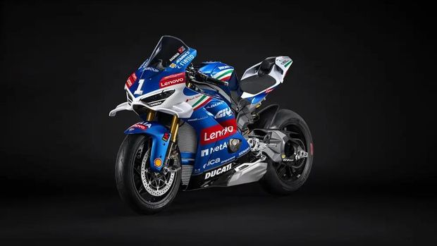 Ducati Panigale V4 Tricolore