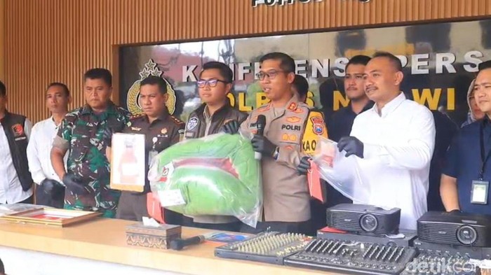 Ibu jual anak sendiri jadi PSK di warung kopi ngawi
