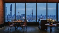 Kategori restoran terbaik di China diraih oleh Meet the Bund di Shanghai. Makanan Fujian di sini jadi incaran dengan bahan segar dan cita rasa ringan, tapi berlapis.