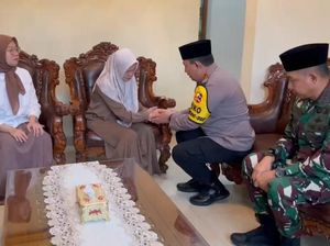 Tiba di Rumah Duka Briptu Anumerta Ghalib, Kapolri-Panglima TNI Sampaikan Dukacita Mendalam
