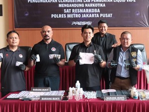 Polisi Bongkar Peredaran Narkoba Dikemas Rokok Elektrik di Apartemen Jakbar