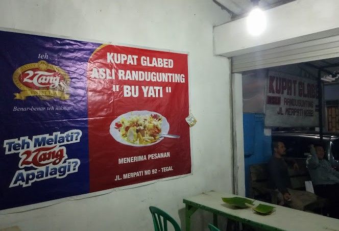 Mampir Ke Tegal, Bisa Cicip 5 Kupat Glabed Mantul di Sini