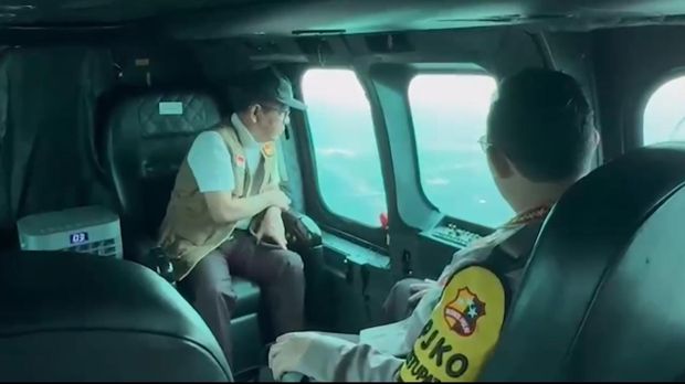 Menko PMK, Kapolri-Panglima TNI Naik Heli Pantau Arus Mudik di Pelabuhan Merak