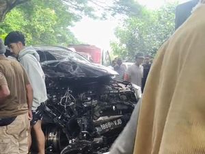 Mobil Kapolres Bima Kota Tabrak Truk Fuso di Dompu, Sopir Luka-Luka