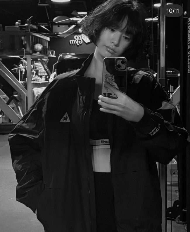 Tahun ini, film Omnisicient Reader’s Viewpoint yang dibintangi Nana eks After School bersama Ahn Hyo Seop, Lee Min Ho, dan Jisoo BLACKPINK akan tayang di bioskop. Nana memerankan Jung Hee Won, karakter webtoon populer dan seorang dewi keadilan dengan kekuatan yang luar biasa. Foto: dok. Instagram @jin_a_nana