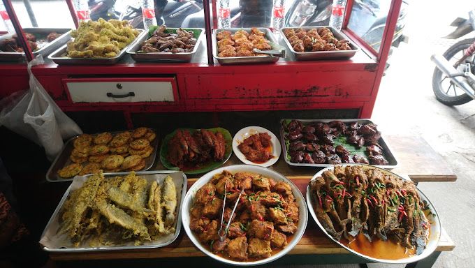 5 Nasi Rames Rp 15 Ribuan di Yogyakarta yang Eksis Sejak 105 Tahun Lalu