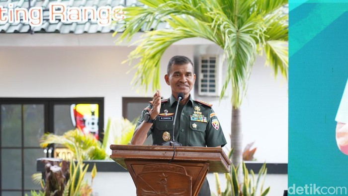 Pangdam IX/Udayana, Mayjen TNI Muhammad Zamroni, saat silaturahmi bersama insan pers di Wisma Bayu, Tuban, Badung, Selasa (25/3/2025).