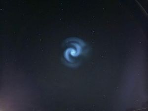 Spiral Misterius Berwarna Biru di Langit Eropa