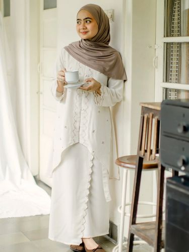 Rekomendasi one set cantik untuk Lebaran dari Giyomi