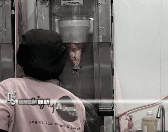 Pembeli Es Krim Ini Marahi Pelayan Gegara Hal Sepele