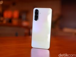 Unboxing Galaxy A36 5G: HP Terbaru Samsung Harga Rp 5 Jutaan