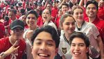 Verrell Bramasta-Fuji dan Deretan Selebritas Happy Indonesia Taklukkan Bahrain