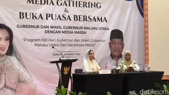 Gubernur Maluku Utara Sherly Tjoanda menghadiri acara media gathering serta buka puasa bersama media massa di Kota Ternate, Maluku Utara, Rabu (26/3/2025).