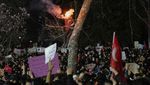 Demo Penahanan Wali Kota Istanbul Masih Berlanjut