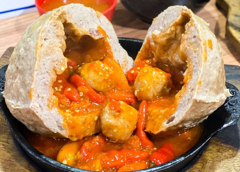 5 Restoran Bakso Ternama Ini Punya Menu Bakso Enak Sejak Dulu