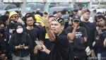 Aksi Massa Menolak UU TNI di Depan DPR