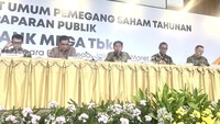 Sementara itu, terkait laporan kinerja perseroan tahun buku 2024, Total aset pada akhir 2024 menjadi sebesar Rp 134,92 triliun atau tumbuh 2,17%. Dana Pihak Ketiga (DPK) Bank Mega tahun 2024 tercatat sebesar Rp 91,67 Triliun, dengan rasio CASA sebesar 30,08% dari sebelumnya sebesar 28,83%. Membaiknya komposisi CASA disebabkan peningkatan pada giro dan tabungan, masing-masing tumbuh sebesar 2,54% dan 9,74% atau tumbuh menjadi Rp 10,38 triliun dan Rp 17,19 triliun.