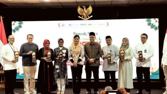 Bank Sulselbar menyabet empat penghargaan di ajang puncak GERAK Syariah Award 2025.