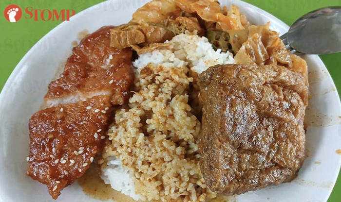 Beli Nasi Warteg Harganya Rp 74 Ribu, Pria Ini Merasa Ditipu!