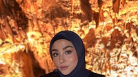 Kalau ini momen Margin makan malam romantis di salah satu restoran mewah di Bali bersama sang suami. Foto: Instagram @marginw