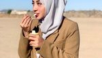 Pose Cantik Margin Wieheerm Saat Makan Bareng Ali Syakieb