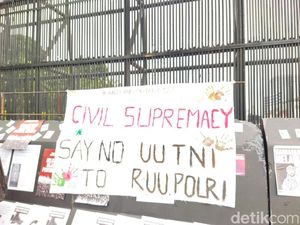 Warganet Geram Tim Medis Diserang Saat Demo #CabutUUTNI & #TolakRUUPolri