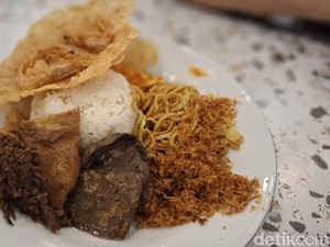 Depot Bu Rudy: Tahun 1995 Jualan Nasi Bungkus Kini Jadi Restoran Besar
