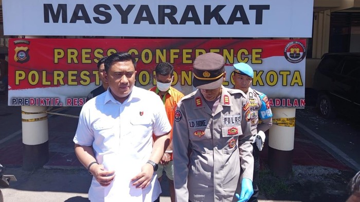 Pria berinisial RS (22) ditangkap polisi gegara mencuri sepeda motor di sebuah salon di Kota Gorontalo, Provinsi Gorontalo.