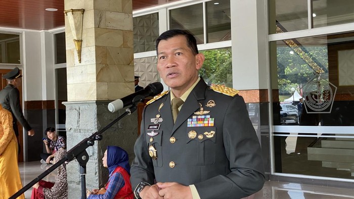 Kapuspen TNI Brigjen TNI Kristomei Sianturi. (Devi/detikcom)