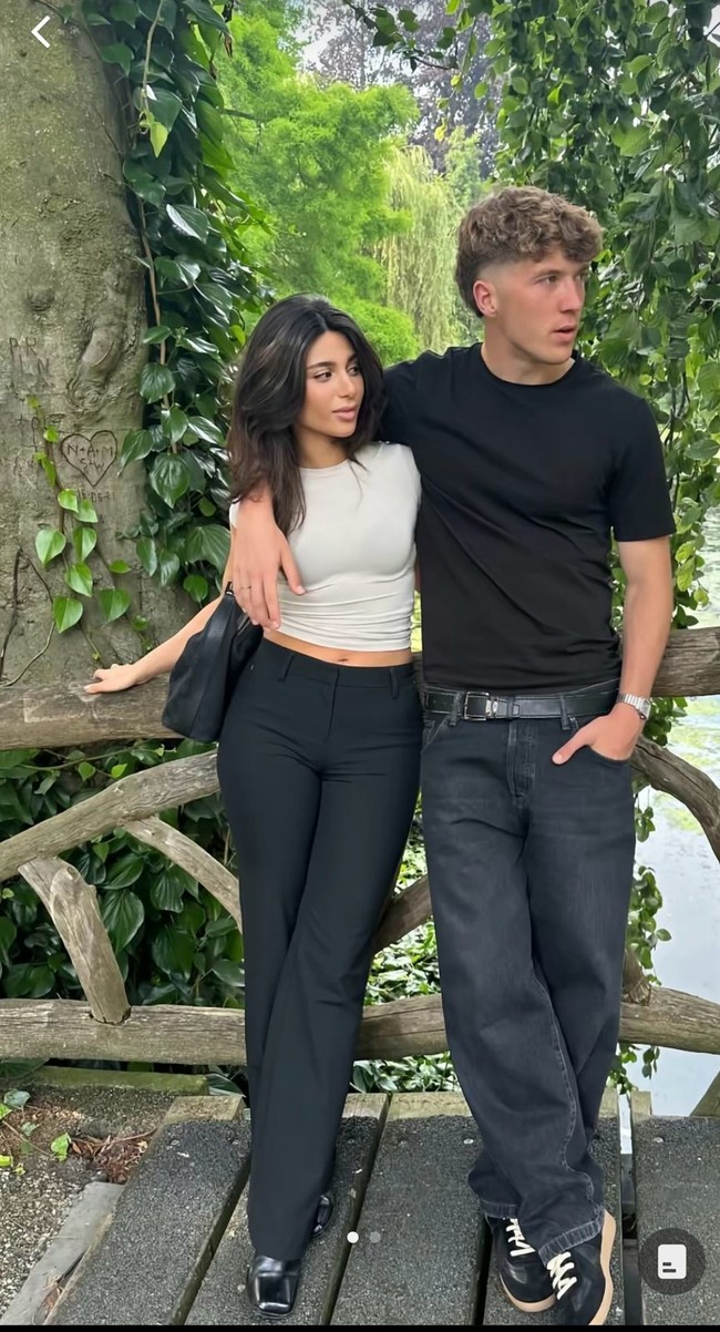 FOle Romeny mencetak satu-satunya gol dalam laga lanjutan Kualifikasi Piala Dunia 2026 Zona Asia pada Selasa (25/3/2025) lalu. Membawa Indonesia menang atas Bahrain, aksinya disaksikan oleh kekasihnya.oto: Instagram @katyesistia