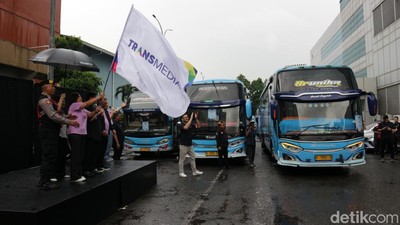 Keseruan Mudik Asyik Transmedia