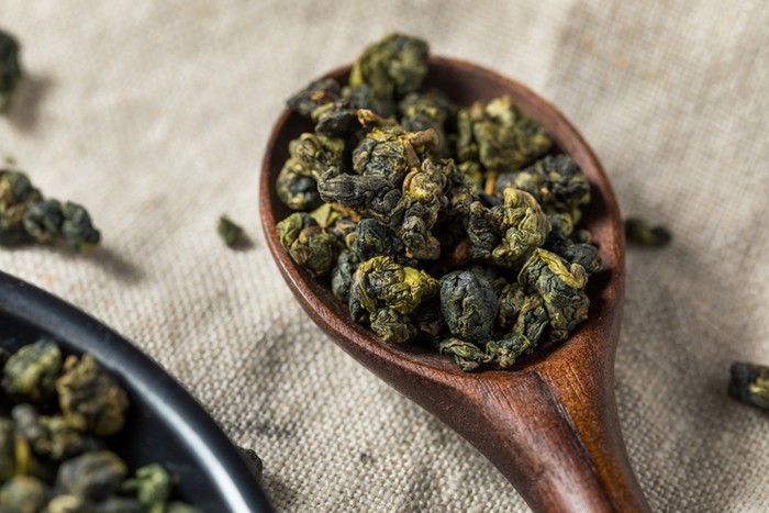 Lagi Populer, Ini 5 Khasiat Minum Teh Oolong Panggang