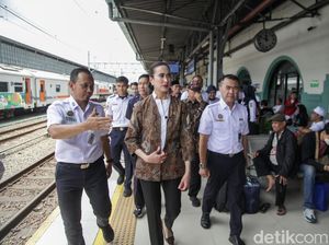 Jelang Libur Lebaran, Menpar Widi Tinjau Kesiapan Akomodasi hingga Atraksi