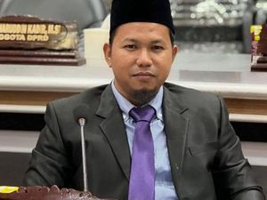 Waka DPRD Parepare Usir 2 Pria Ngaku Protokoler Walkot Saat Rapat Banggar