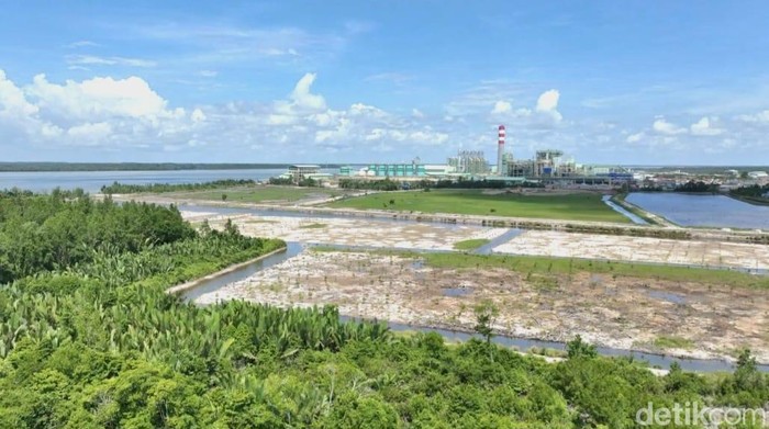 Penampakan kawasan industri milik PT Phoenix Resources International