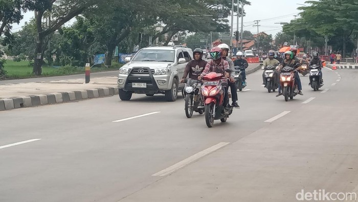 Situasi arus lalu lintas di Ruas Arteri Pantura Indramayu