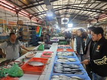 Polisi Sidak Pasar di Batam Pastikan Harga-Stok Bapok Stabil Jelang Lebaran