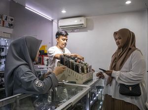 iPhone vs Android: Mana yang Lebih Cocok untuk Orang Tua?
