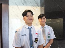 Kompak! Saudara Kembar Ini Sama-sama Lolos SNBP di Unair