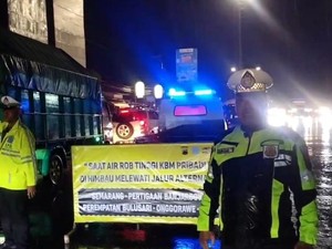 Banjir Rob di Jalur Pantura Demak, Pengendara Diimbau Lewat Alternatif