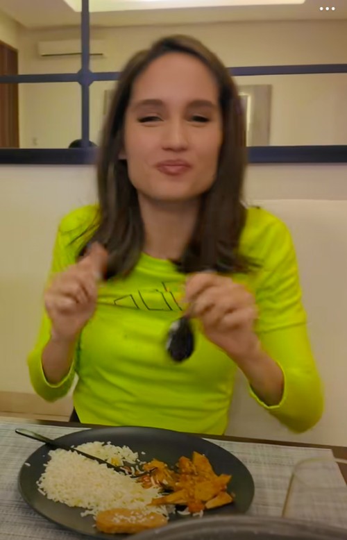 Cinta Laura Masak untuk Arya Vasco