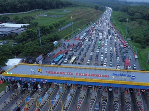 21 Ribu Pengendara Kurang Saldo Bikin Macet, Cek Lagi Tarif Tol Trans Jawa