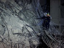 Dahsyatnya Gempa M 7,7 Myanmar Bikin Ambruk Gedung di Thailand