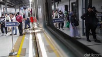 Hari Raya Idul Fitri diperkirakan jatuh pada hari Senin (31/3).