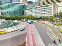 Video: H-3 Lebaran, Jalan Sudirman-Bundaran HI Terpantau Lengang