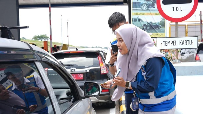 Jasa Marga Siapkan Layanan Cek Saldo dan Top Up di Gerbang Tol